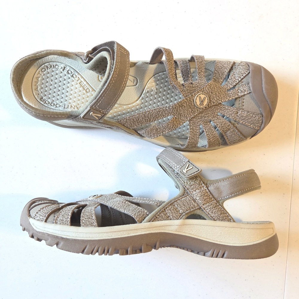 NEW Keen Rose Sandal Tan MISMATCHED PAIR R 8.5 L 7.5 Women Hiking Water Shoe